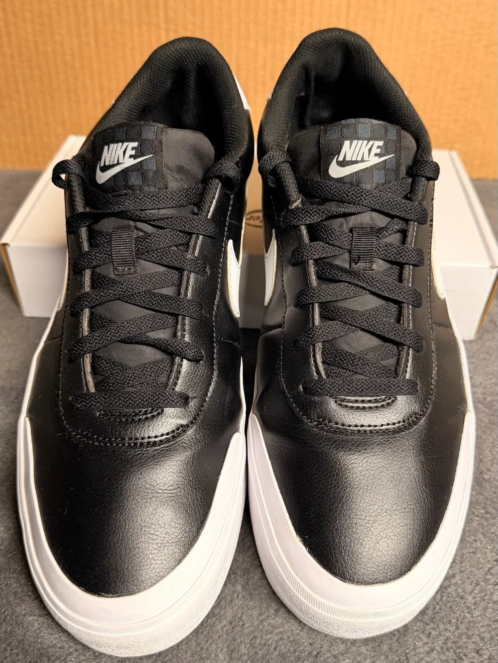 Nike Court Shot Men’s Sneakers Black White Leather Size 12